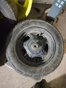 Ruedas de <span class=keywords><strong>carretilla</strong></span> 3,00-10 Neumáticos de <span class=keywords><strong>segunda</strong></span> <span class=keywords><strong>mano</strong></span> Neumáticos usados 3,50-10 Neumáticos de motocicleta de <span class=keywords><strong>segunda</strong></span> <span class=keywords><strong>mano</strong></span> - Product Image 3