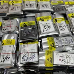 Batteria sostitutiva batteria Smartphone per <span class=keywords><strong>Samsung</strong></span> Galaxy A70 batteria originale EB-BA705ABU - Product Image 5