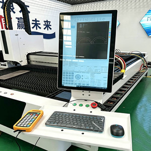 Máquina de Corte Láser de Fibra CNC RAYCUS de 1500W-3000W MAX con Cabezal de Corte Raytools y BM110, Refrigeración por Agua de Precisión para Metal de 20 mm - Product Image 5