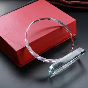 Preiswert Großhandel K9 einfarbiges Glas Auszeichnungen individuelle 3d-Lasergravur runde Kristallglas-Trophäen für Geschäftsgeschenk