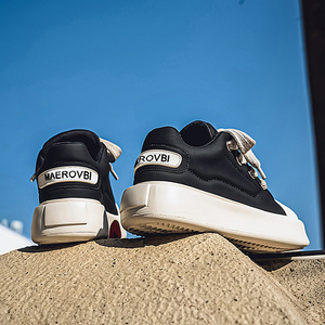 Chaussures de marche respirantes à lacets pour hommes, nouvelle collection Printemps 2026, à semelle épaisse et bout large, style décontracté japonais noir, pour jeunes - Product Image 5