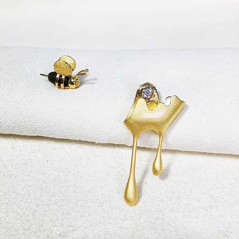 Genuine 925 Sterling Silver Handmade Fine Jewelry 18K Gold Bee and Drip Honey Asymmetrical Stud Earrings for Women Gift