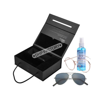 Coffret cadeau de lunettes de luxe personnalisé <span class=keywords><strong>Emballage</strong></span> de lunettes de soleil en <span class=keywords><strong>carton</strong></span> rigide noir mat brillant revêtement UV fermeture magnétique - Product Image 4
