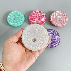 Tapas de Plástico con Logotipo Personalizado en Azul, Rosa, Blanco, Plateado y Morado para Vasos de Cristal de 12 y 15 Onzas - Product Image 1