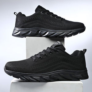 Nouvelles chaussures pour hommes de taille extra large 45 46 avec semelle légère et souple, chaussures de course respirantes et confortables, chaussures polyvalentes - Product Image 1