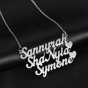 Collier à breloques en acier inoxydable, plaqué or véritable 18 carats PVD, double placage, avec plaque nominative personnalisée pour femme - Product Image 3