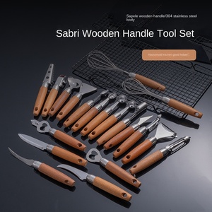 Ensemble d'outils modernes et simples pour fruits et légumes en acier inoxydable 304 avec manche en bois, comprenant un éplucheur, un <span class=keywords><strong>couteau</strong></span>, un outil à éplucher en spirale, un outil à éplucher les fruits, un outil à creuser les fruits, un <span class=keywords><strong>couteau</strong></span> à crevettes - Product Image 3
