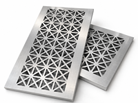 Panneau en aluminium perforé à trous triangulaires géométriques renforcé en carton ondulé personnalisé avec ventilation pour écran décoratif et façade