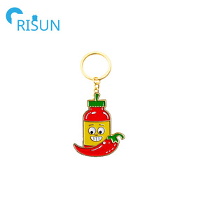Llavero de Esmalte Personalizado con Botella de <span class=keywords><strong>Salsa</strong></span> Picante y Chili, Llavero con Logotipo Personalizado para Comida y Cuerpo, Llavero Positivo con <span class=keywords><strong>Salsa</strong></span> Picante - Product Image 4