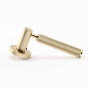 Maniglia per Porta in Ottone Massiccio con Base in Lega di Zinco, Finitura Satinata, Stile Europeo per Porte Interne in Legno e Camere da Letto - Product Image 2