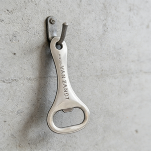 High Quality 3D Zinc Alloy Casting <b>Beer</b>/Wine <b>Bottle</b> <b>Opener</b> Customized Shape Manual Kitchenware Souvenir - Product Image 1