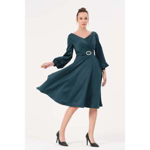 DANS Women's Elegant <b>Emerald</b> Green Fashion <b>Dress</b> with Comfortable Fit and Stylish Design, Available in Multiple Sizes - Product Image 4