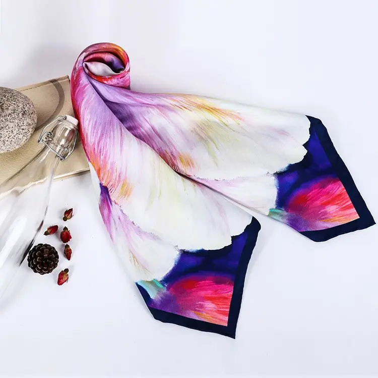 Bufanda de seda de lujo para mujer, pañuelo de diseño cuadrado suave, cómodo, Multicolor, 90x90, venta al por mayor