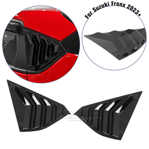Copertura per Finestrino Posteriore Auto in Plastica Nera Lucida, Accessorio Decorativo per Suzuki Fronx 2023+ - Product Image 1