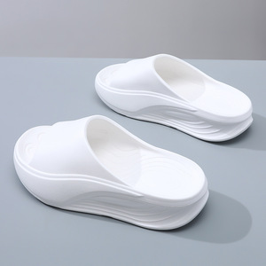 Chanclas de verano para hombre, suela suave de EVA, antideslizantes, transpirables, zapatillas de baño para el hogar, talla 40-45, color caqui, blanco, negro - Product Image 2