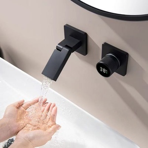 <span class=keywords><strong>Robinet</strong></span> <span class=keywords><strong>de</strong></span> salle <span class=keywords><strong>de</strong></span> bain intelligent à LED personnalisé Libert F-6 avec affichage numérique, durable, mural, rotatif, en laiton nano - Product Image 3