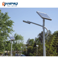 Lampadaires solaires LED Hepu 150W & 300W, étanches IP65, avec batterie LiFePO4 et garantie de 5 ans pour une utilisation routière
