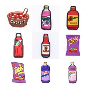 Breloques de chaussures populaires inspirées des aliments : Pizza, Hamburger, Personnages – Clips décoratifs en PVC pour chaussures - Product Image 6