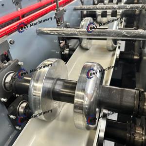 Aluminium Goot Metalen Ronde Downspout Pijp Vormen <span class=keywords><strong>Machine</strong></span> Met Tandwiel Lagermotor Voor Eenvoudige Bediening - Product Image 6