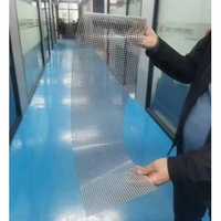 Écran d'affichage LED transparent couleur holographique 4K, mur vidéo publicitaire, lisible en plein soleil, P3.9, 70%-90% de transparence, CE