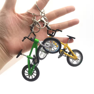 Conjunto de Chaveiros de Bicicleta <span class=keywords><strong>Mini</strong></span> BMX Escala 1:10, Pingentes de Bicicleta em Metal Fundido nas Cores Verde, Azul, Amarelo e Vermelho para Ciclistas e Decoração de Bolsas - Product Image 5