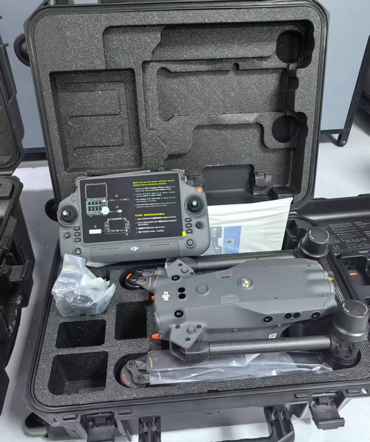Original Matrice 30T Safe and Reliable Dual-vision and ToF Sensors on Six Sides, ADS-B Receiver Offers Timely Warnings