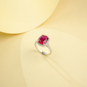 แหวนเงินแท้ S925 ประดับทับทิม ดีไซน์คลาสสิกมีสไตล์ - Product Image 4