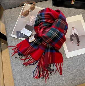 Haute qualité hommes motif à carreaux hiver cachemire écharpes noir blanc noël rouge Plaid 100% laine châles écharpe pour les femmes - Product Image 4