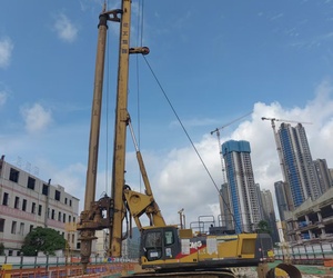 XCM XR280d PERCEUSE ROTATIVE HYDRAULIQUE reconstruite en 2021 Machine à empiler Xr280d Xr200e Xr240e Xr400e Xr360e Perçage rotatif utilisé - Product Image 3