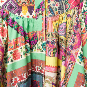 マルチカラーのナチュラルウエストボタン、100％コットン、ティアードデザインのミディ丈スカート、インドの女性用ロングスカート - Product Image 2