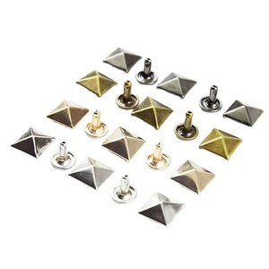 Rivetti a Piramide Quadrata con Doppia Testa in Metallo Argento, Ottone e Rame Personalizzati all'Ingrosso <span class=keywords><strong>per</strong></span> Scarpe, Pelle, <span class=keywords><strong>Borse</strong></span> e Abbigliamento - Product Image 4