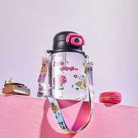 Bouteille d'eau pour enfants imprimée de dessins animés, écologique, sans BPA, avec paille rabattable, sangle d'épaule réglable, anti-fuite, compatible lave-vaisselle