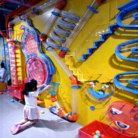 Jeux interactifs muraux de balles mécaniques, équipement de salle sensorielle, panneau de labyrinthe scientifique pour aire de jeux intérieure et jeux souples