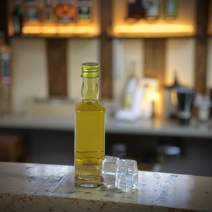 Bán buôn 50ml Mini Mẫu nhỏ rượu nước trái cây đồ uống nhựa chai rượu rượu chai nhựa với vít nắp để bán - Product Image 3