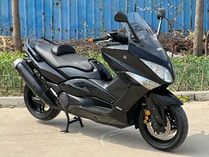 Yamahia TMAX 500 Used <b>Gasoline</b> Motorcycle Tmax500 TMAX Is the Benchmark Premium Maxi Scooter Combining Sport Performance - Product Image 1