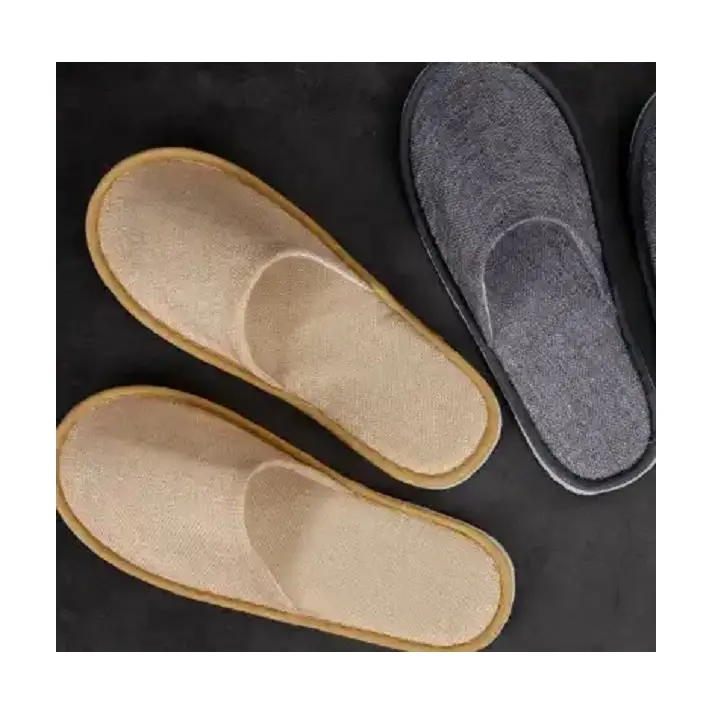 OEM custom logo personalized wholesale luxury cheap white washable hotel room spa guests disposable cotton wool slippers