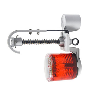 Feu de signalisation solaire FD5818-A, lumière rouge LED, IP65, cadre en aluminium, utilisation pour la sécurité routière - Product Image 4