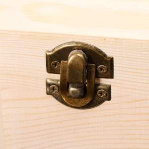 Non peint hexagone en <span class=keywords><strong>bois</strong></span> écologique durable boîte à bijoux moderne carré bricolage <span class=keywords><strong>coffre</strong></span> <span class=keywords><strong>de</strong></span> <span class=keywords><strong>rangement</strong></span> serrure aléatoire Style articles divers bijoux - Product Image 3