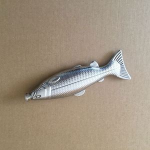 Mini-flasque créative en acier inoxydable 304 de 4 oz en forme de poisson, pot portable pour spiritueux, idéal pour l'extérieur - Product Image 4