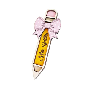 Cadeau <span class=keywords><strong>de</strong></span> jour d'enseignant <span class=keywords><strong>crayon</strong></span> arc fleur conception ornements en bois personnalisés ornements <span class=keywords><strong>de</strong></span> sculpture en bois fabriqués à la main - Product Image 5