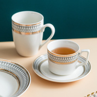 Service de vaisselle de luxe en céramique et porcelaine pour petite cuisine domestique, comprenant assiettes, bols, tasses à café et tasses de mariage, vente en gros