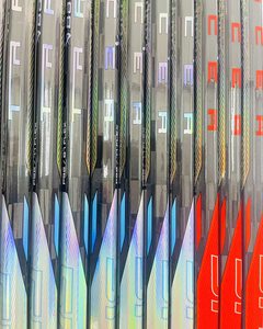 Trung Quốc Cổ Phiếu Nhà Máy <span class=keywords><strong>2025</strong></span> Mới Nhất Mô Hình Carbon Fibre Chất Lượng Cao Tùy Chỉnh Siêu OEM <span class=keywords><strong>Ice</strong></span> Hockey Stick Trọng Lượng Nhẹ <span class=keywords><strong>Ice</strong></span> Hockey - Product Image 2