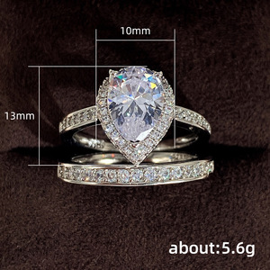 Anello di fidanzamento con diamante taglio pera in oro bianco per donna, colore D naturale con diamanti laterali DJ004 - Product Image 5