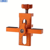 Gabarit d'installation de portes d'armoires pour le travail du bois, outil de perçage et de positionnement rapide 2-en-1 pour panneaux de porte avec dispositif de rebond