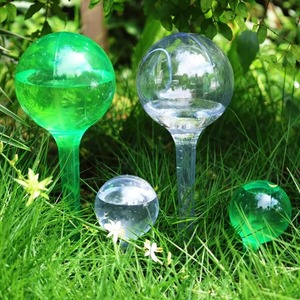 Boule d'arrosage automatique pour plantes, en plastique transparent, système d'irrigation goutte à goutte pour la maison, le jardin et les fleurs - Product Image 3