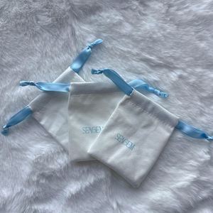 Promotional Small Velvet Pouch Bag Customized Luxury Velvet Jewelry Pouch With Logo Printing - Product Image 1