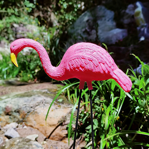 Décoy de chasse aux oiseaux en plastique rose de qualité supérieure, sur pieds longs, pour la chasse en zone humide, attirant les prédateurs et les oiseaux aquatiques des marais - Product Image 3