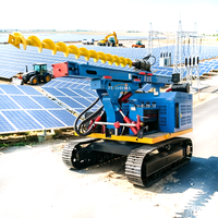 Machine de piquage solaire sur chenilles pour projets photovoltaïques
