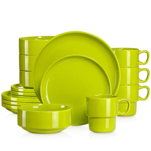 Service de table de luxe vert vif avec logo personnalisé, 16 pièces, en céramique et grès, pour usage domestique et hôtelier, comprenant assiettes, plats et tasses en terre cuite - Product Image 1