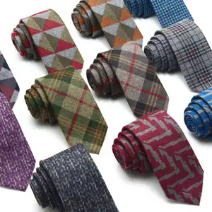 Cravate en Chine Fabricant Cravate de luxe Cravate en laine mélangée pour hommes Cravate mince de 6cm